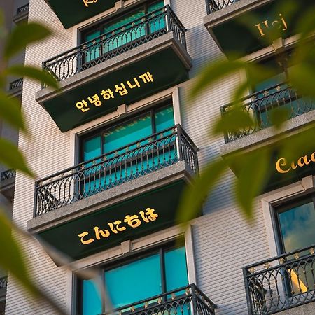 Mori Hotel Tainan Buitenkant foto